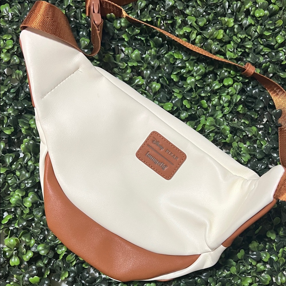 Up - Fanny Pack - Picture 2 of 4